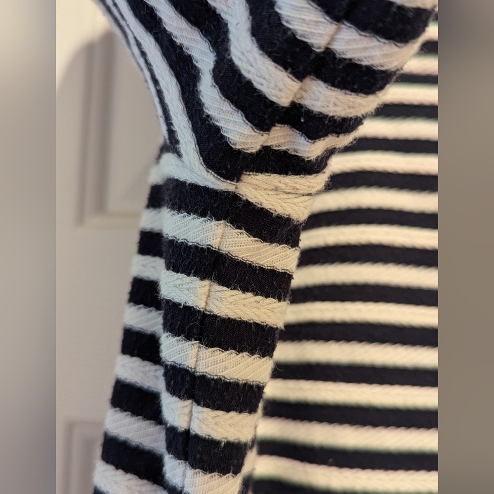 Talbots Square Neck Texture Navy Blue White Stripe 3/4 Sleeve Top Sz Med *NWOT - Picture 6 of 11